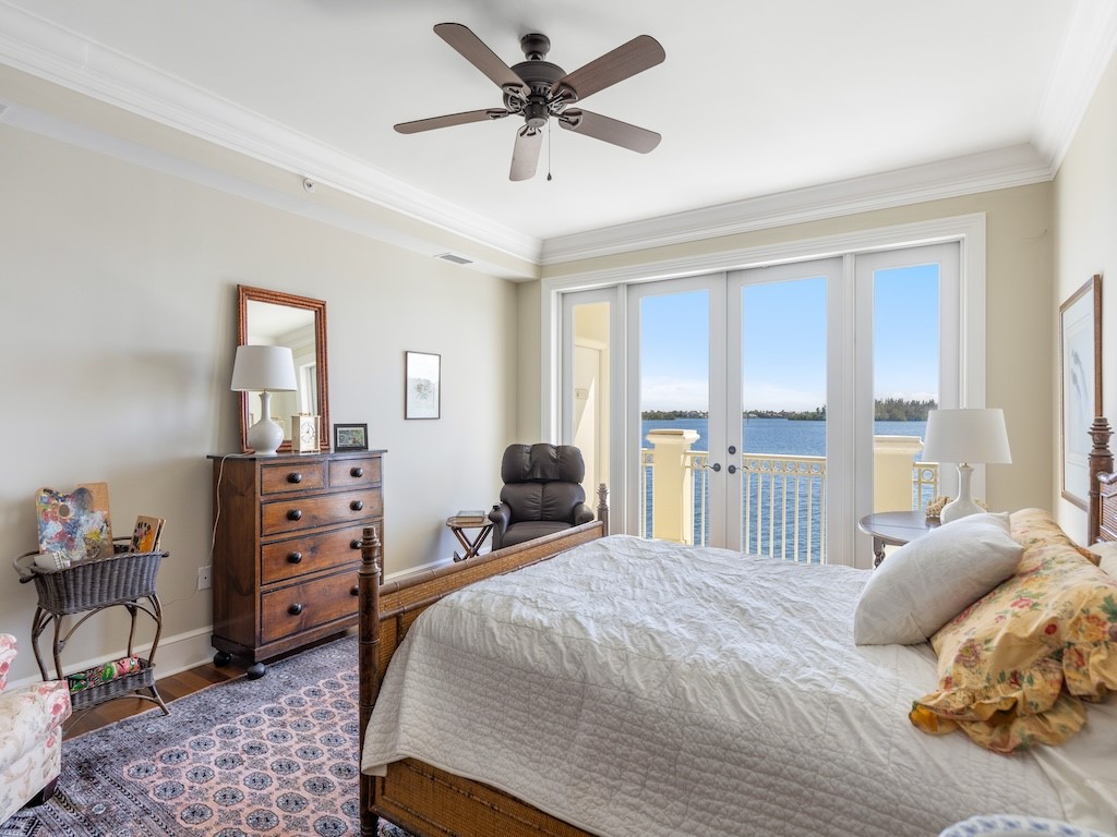 3 Royal Palm Point 1W