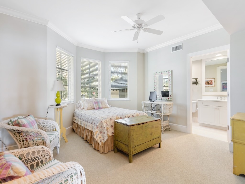 3 Royal Palm Point 1W