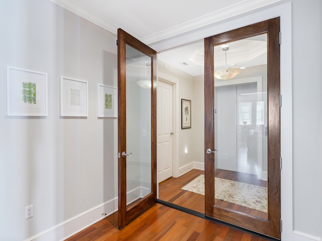 3 Royal Palm Point 1W