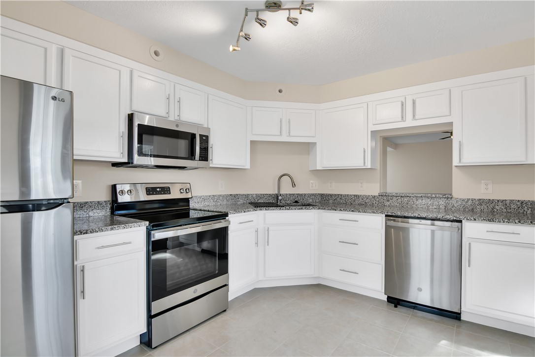 1914 Westminster Circle 13-3