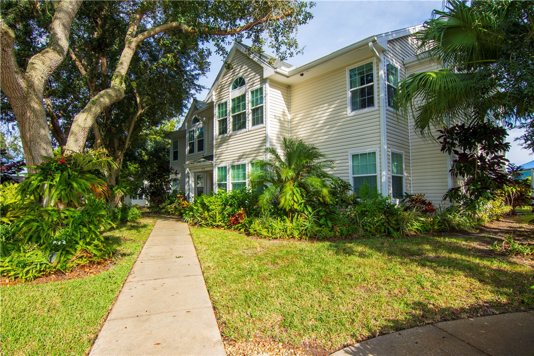 1914 Westminster Circle 13-3