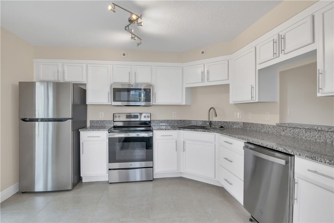 1914 Westminster Circle 13-3