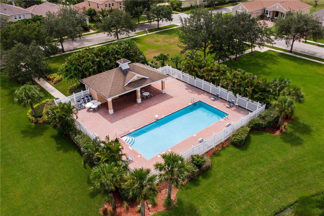 7627 S Village Square