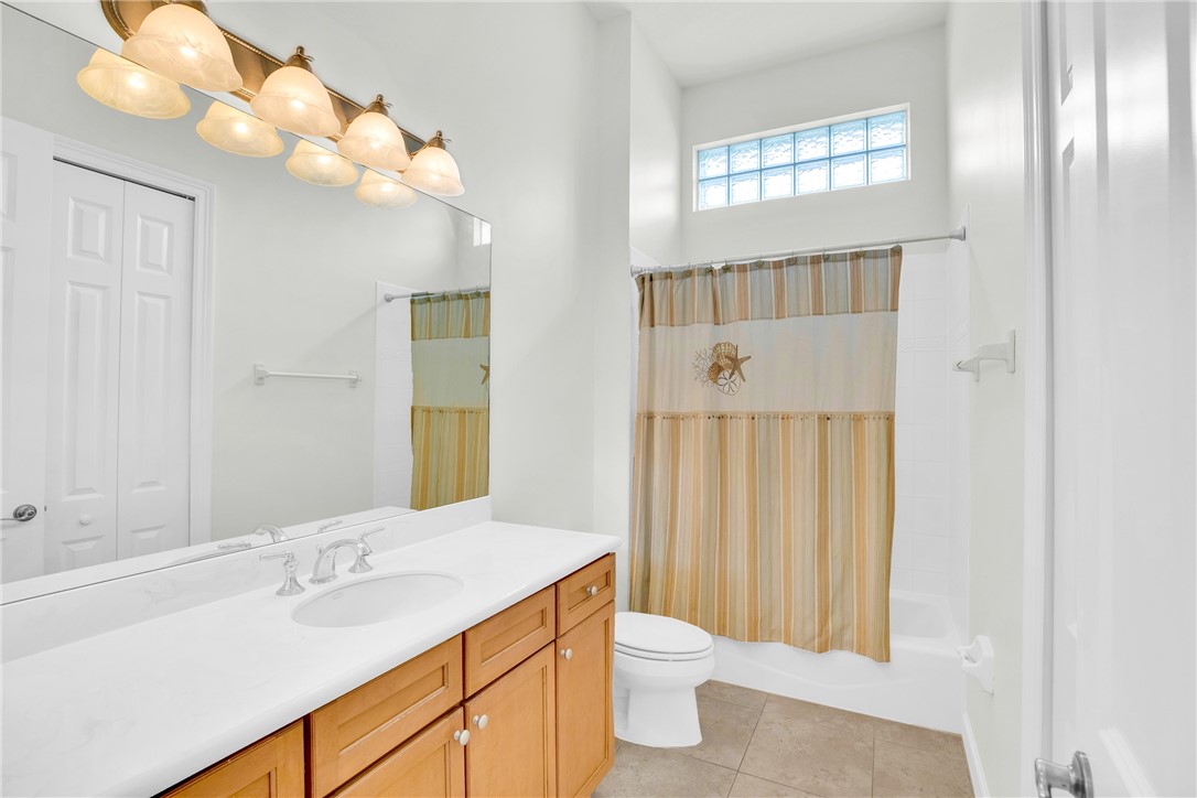 7627 S Village Square