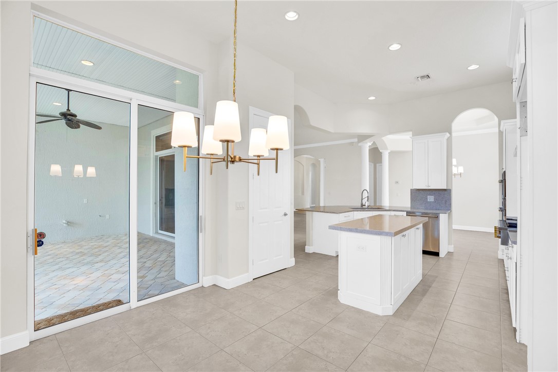 7627 S Village Square