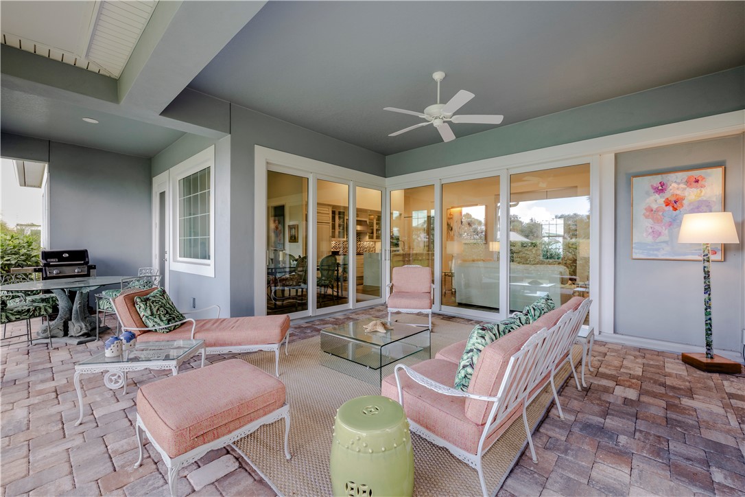 1015 Saint James Lane