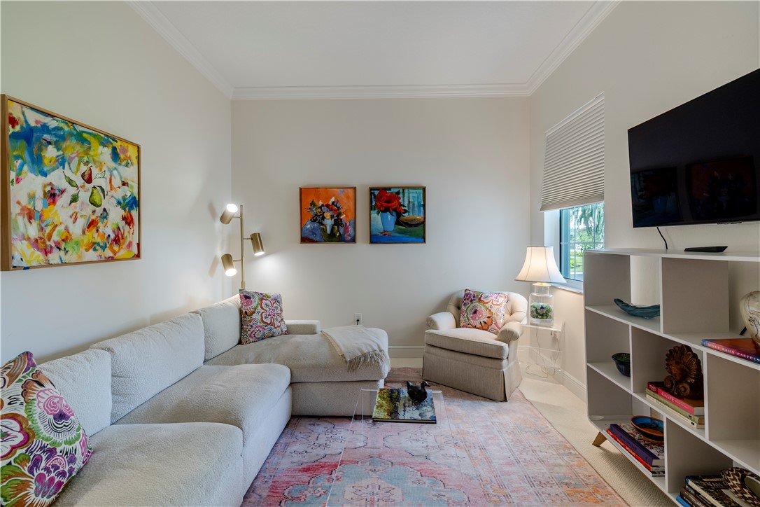 1015 Saint James Lane
