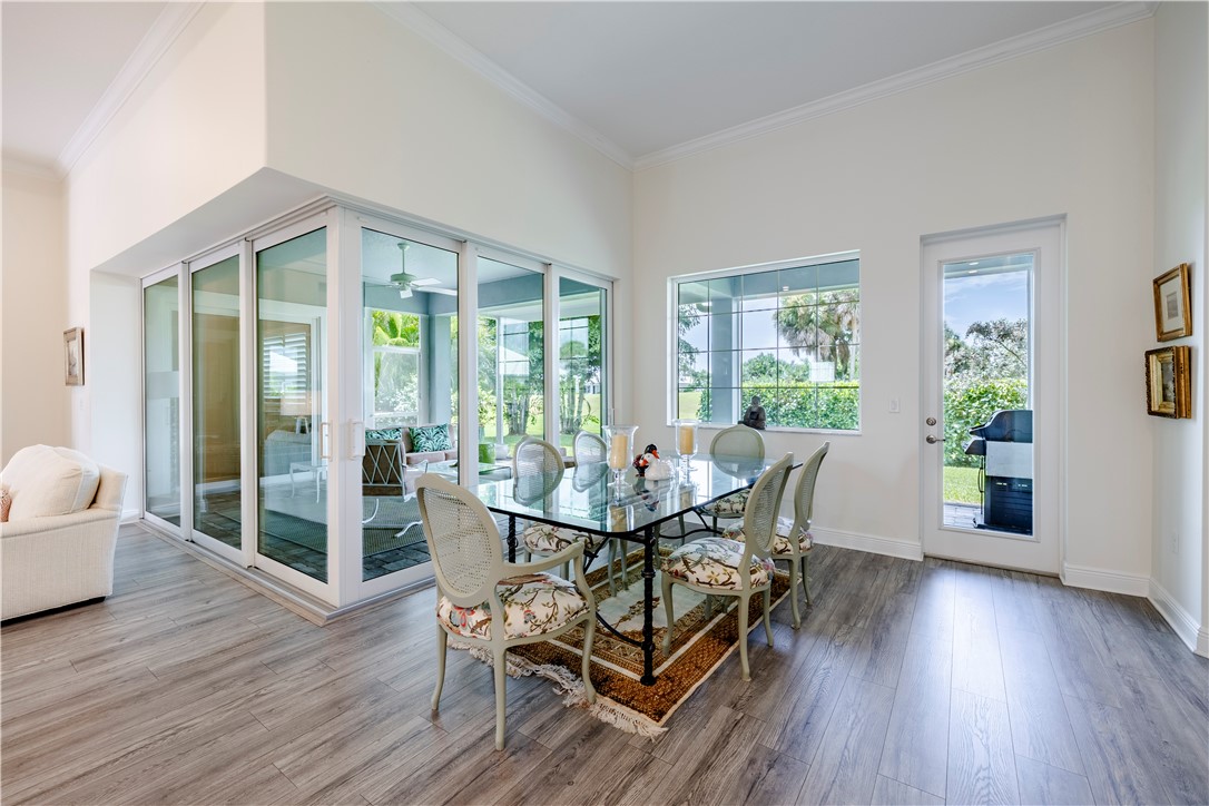 1015 Saint James Lane