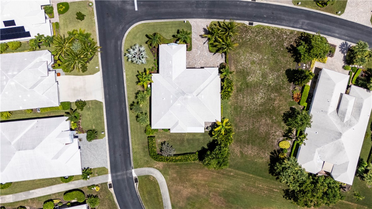 1015 Saint James Lane