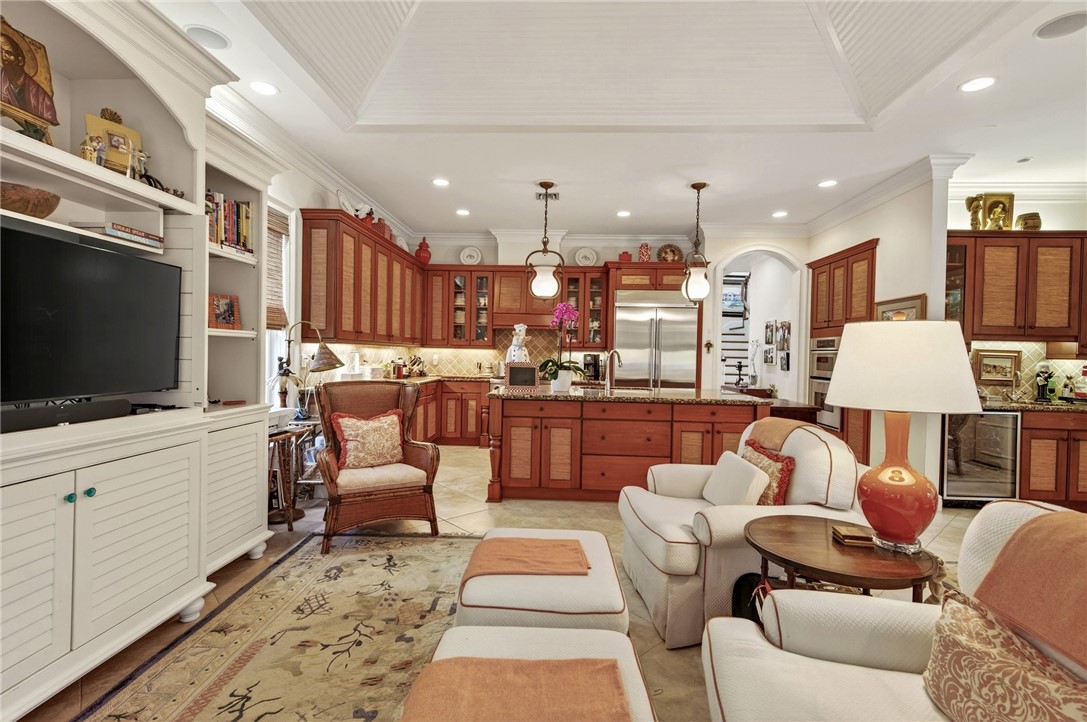 281 Palm Island Lane