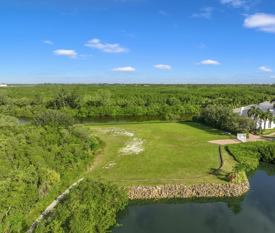 325 Estuary Drive