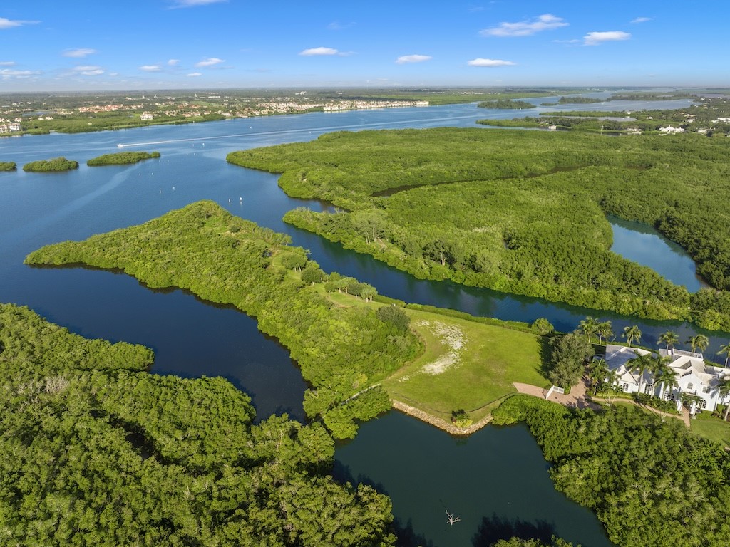 325 Estuary Drive