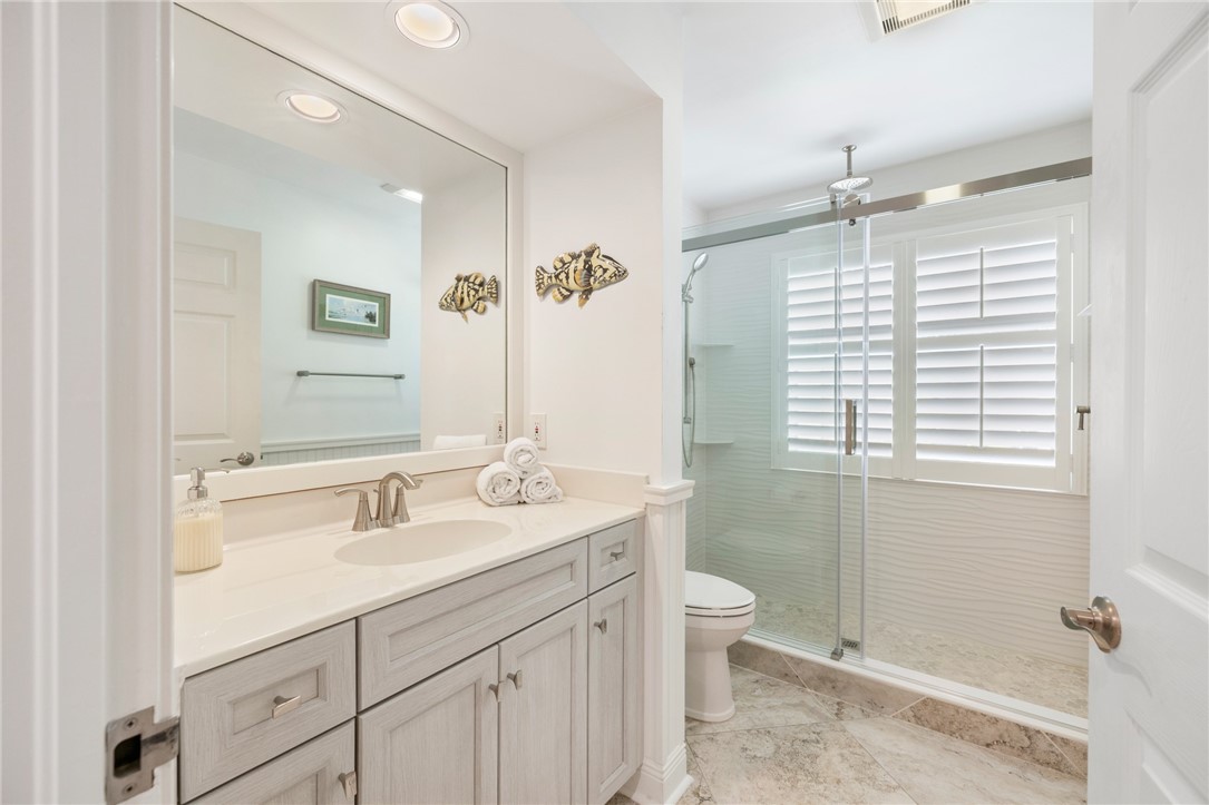 5380 E Harbor Village Drive 103
