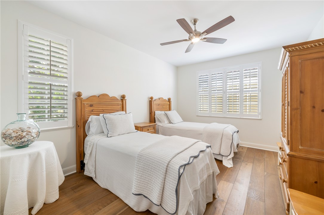 5380 E Harbor Village Drive 103