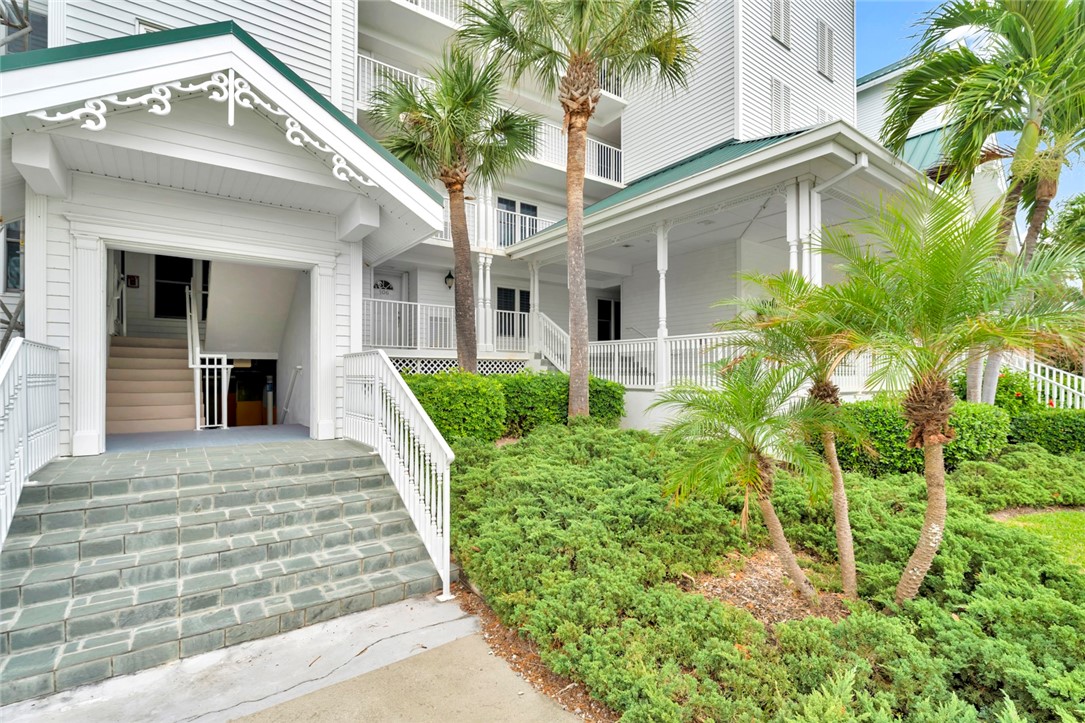 2700 Ocean Drive 105