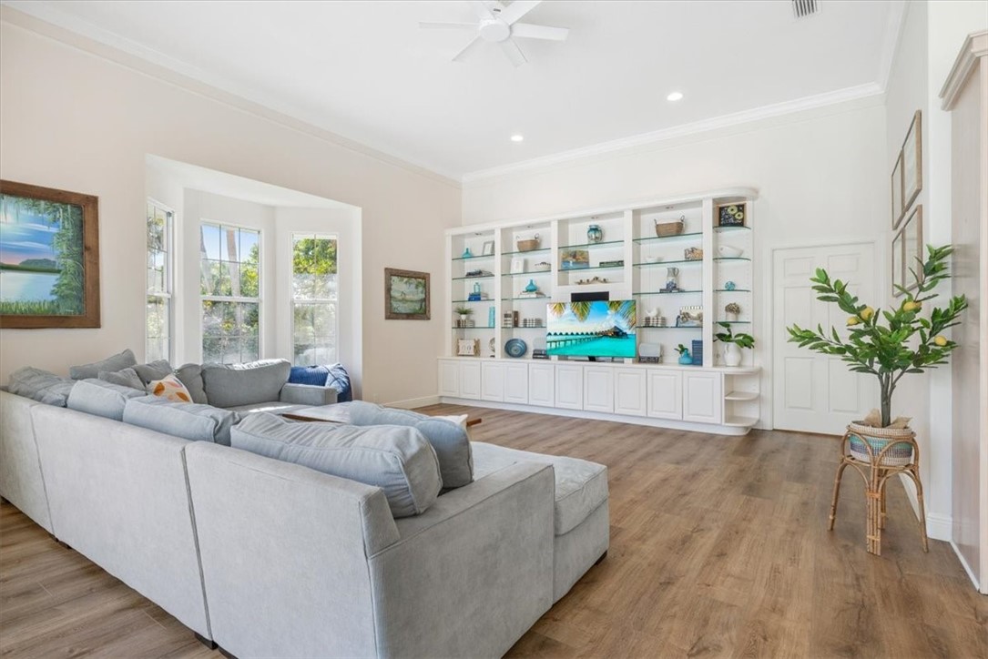 641 Marbrisa River Lane