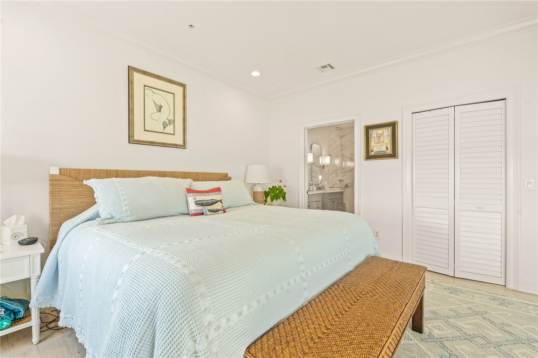 1910 Tarpon Lane 202