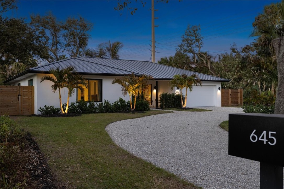 645 Flamevine Lane