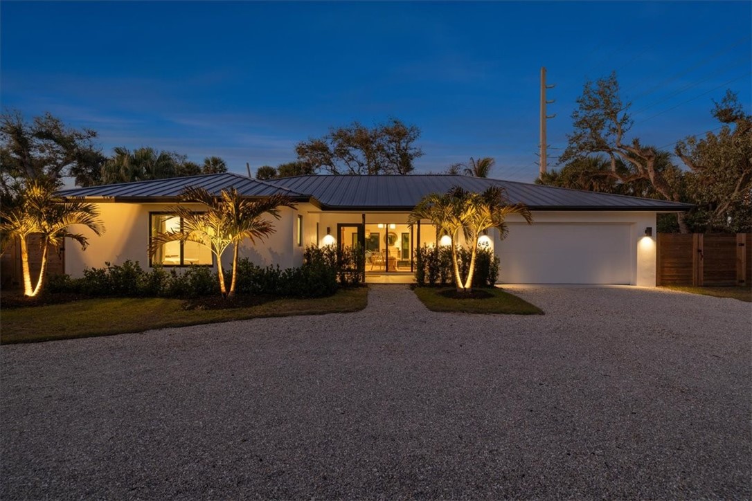 645 Flamevine Lane