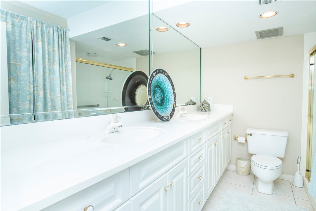 1840 Tarpon Lane D106