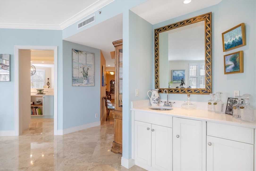 9049 Somerset Bay Lane 302