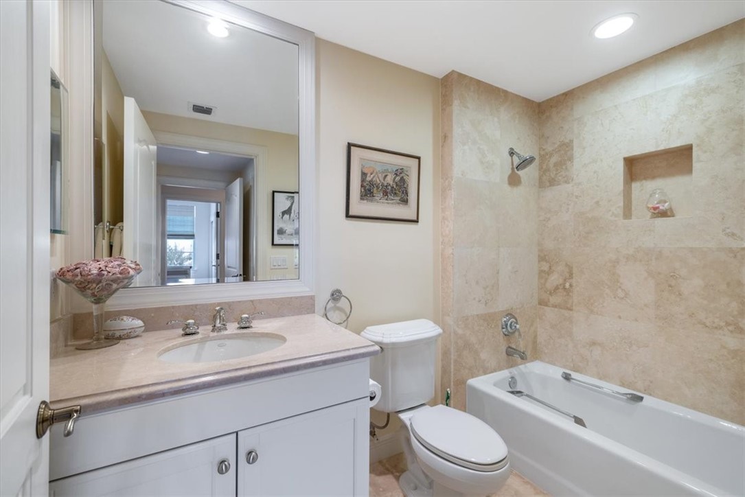 9049 Somerset Bay Lane 302