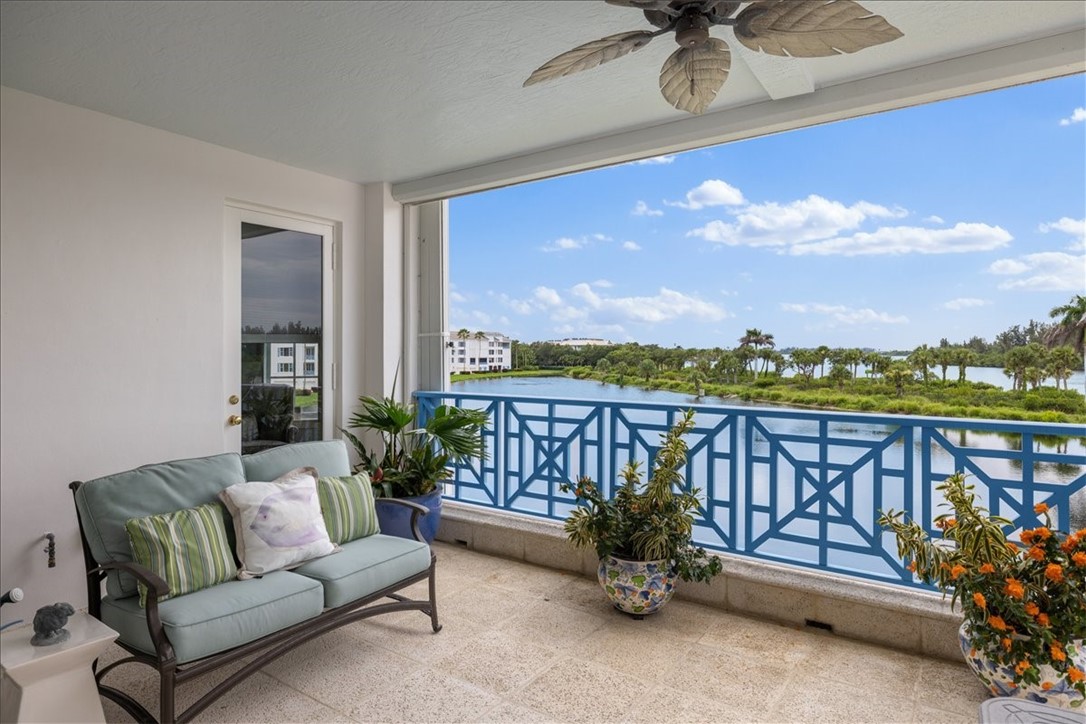 9049 Somerset Bay Lane 302