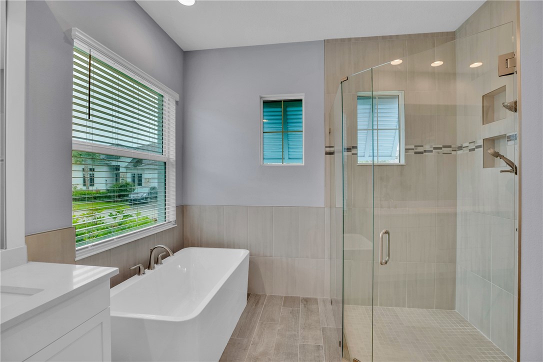 9256 Orchid Cove Circle