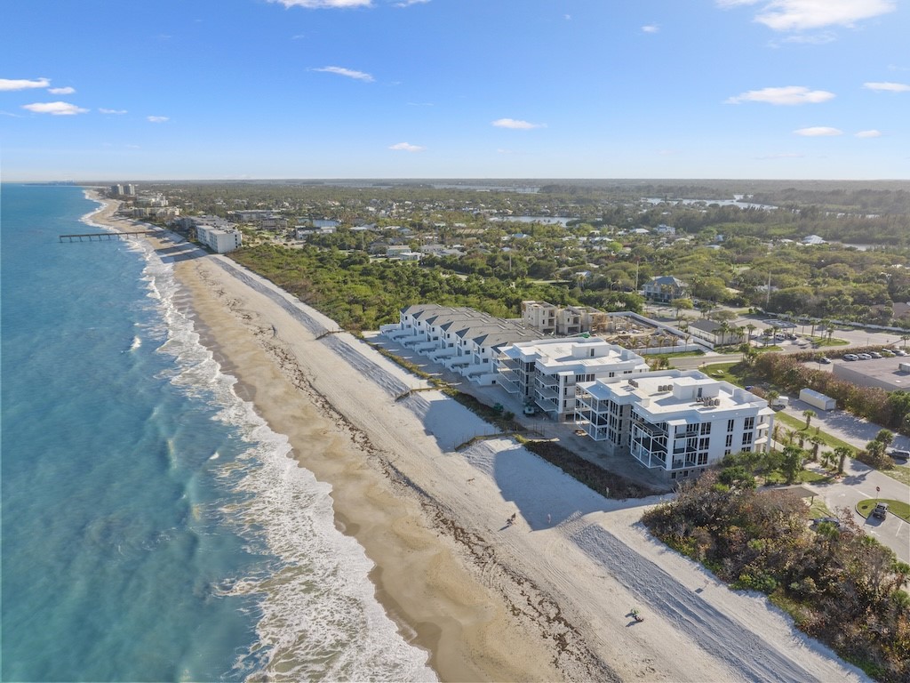 26 Indigo Vero Drive 404