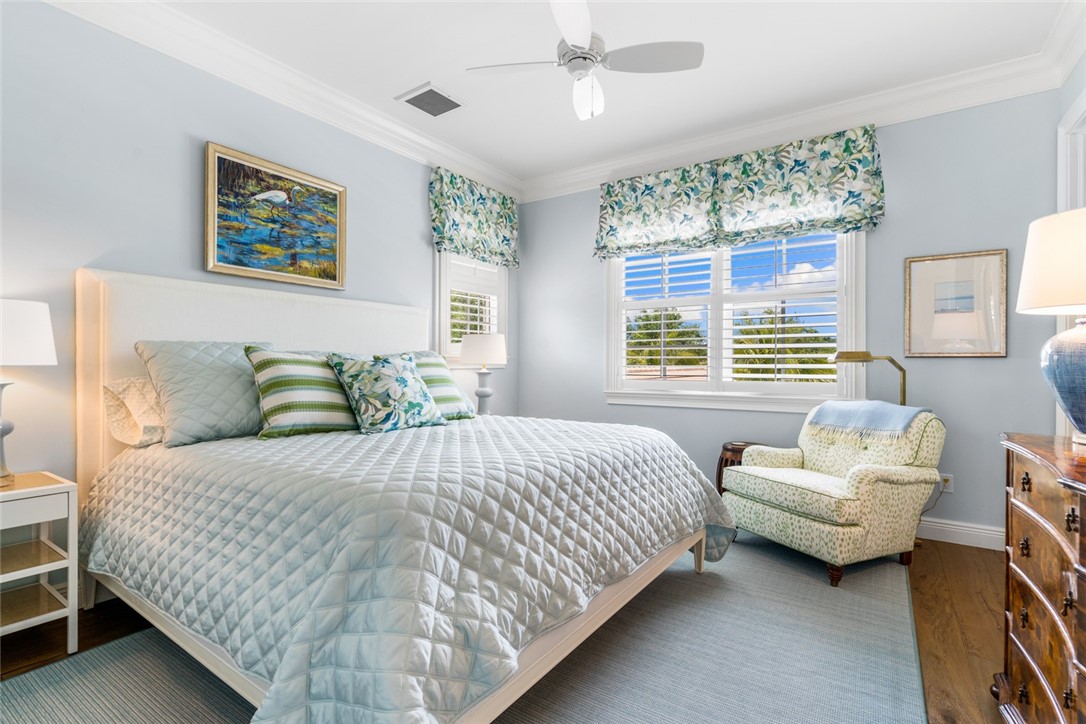 520 Palm Island Lane