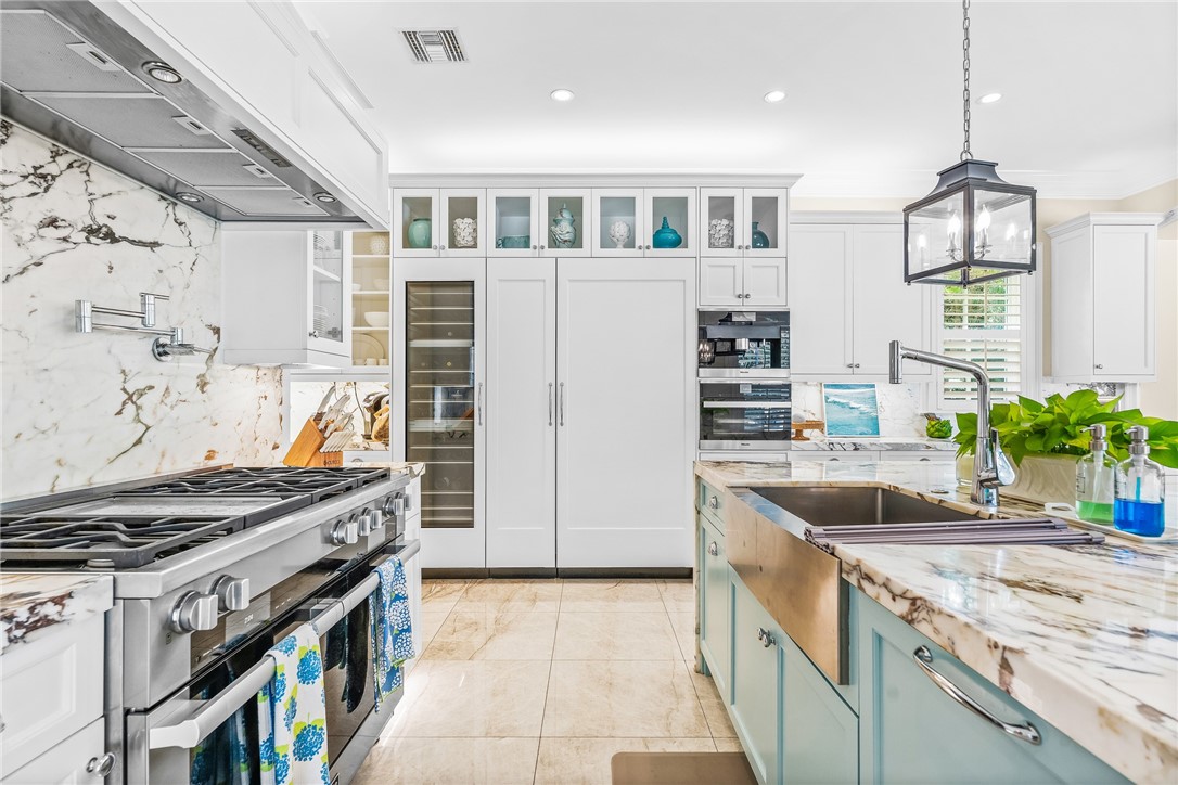 520 Palm Island Lane