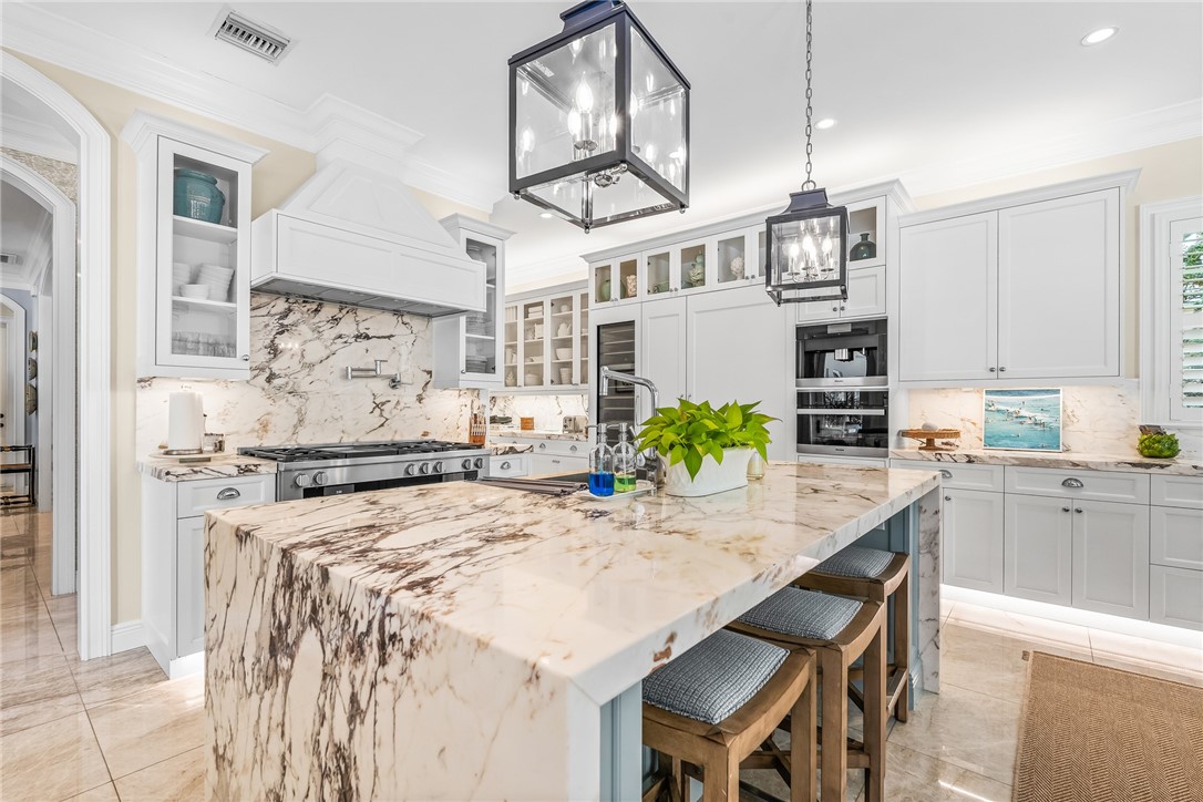 520 Palm Island Lane