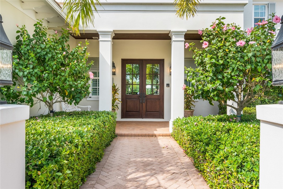 520 Palm Island Lane