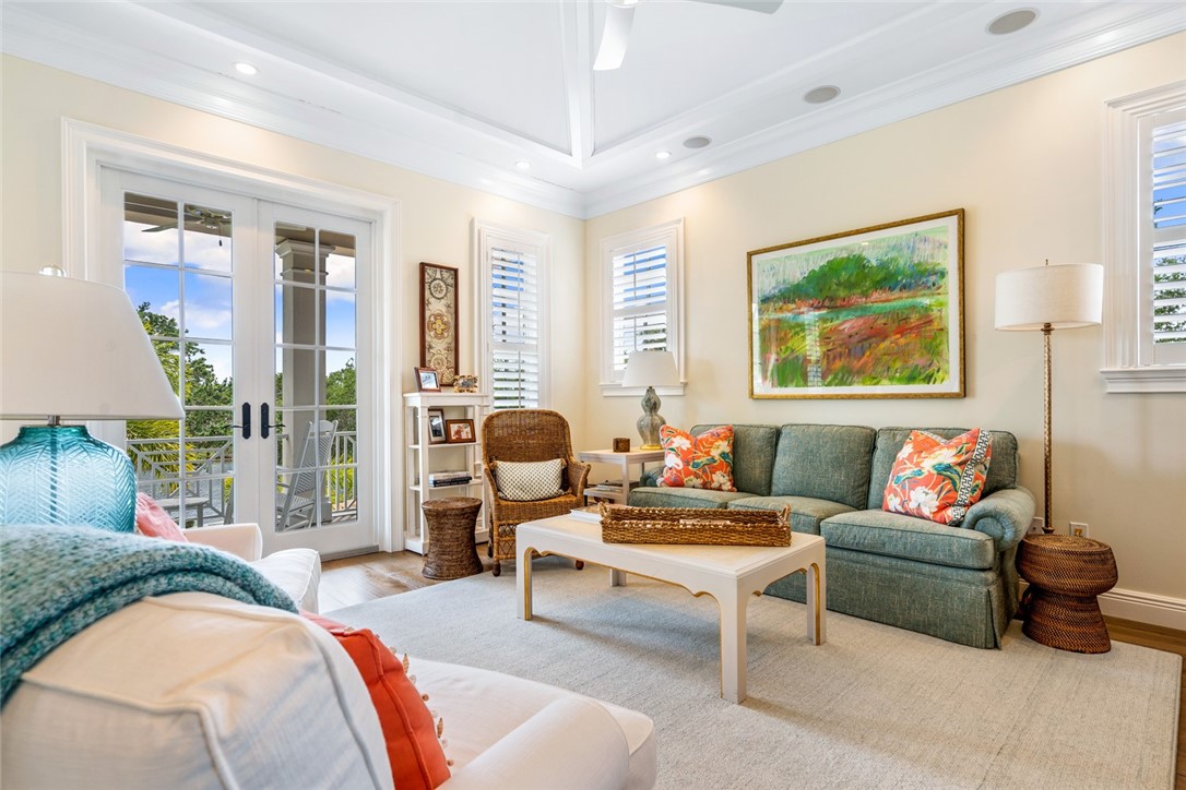 520 Palm Island Lane