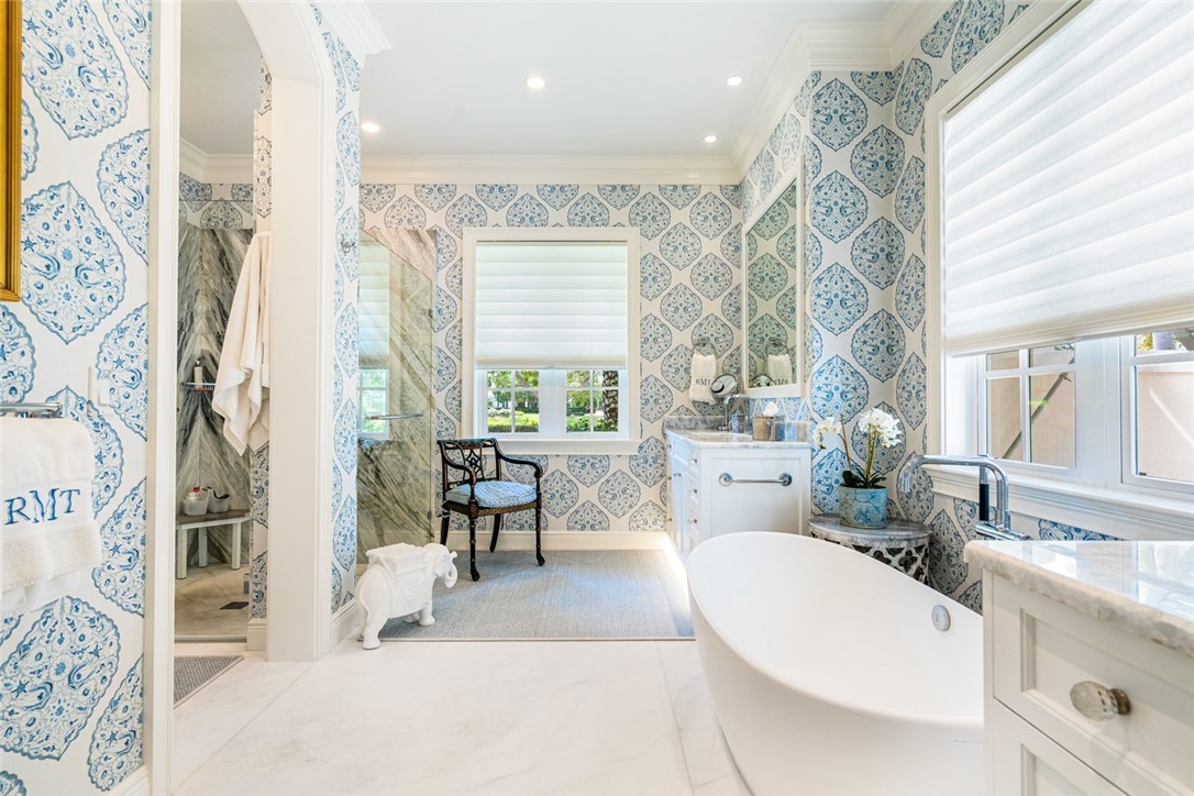 520 Palm Island Lane