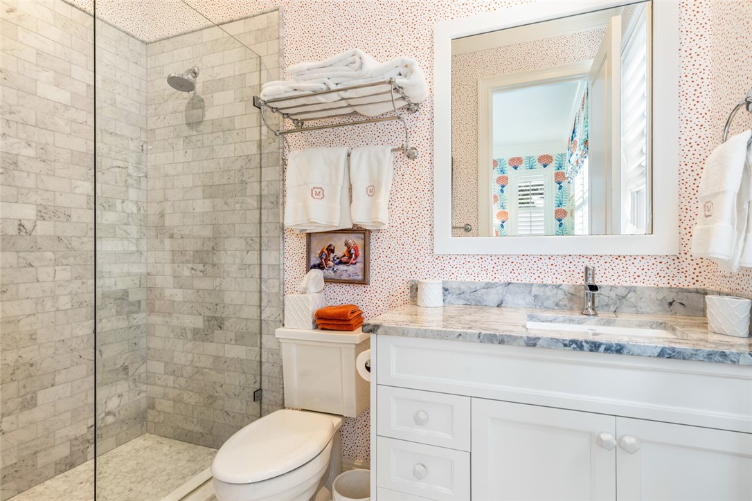 520 Palm Island Lane