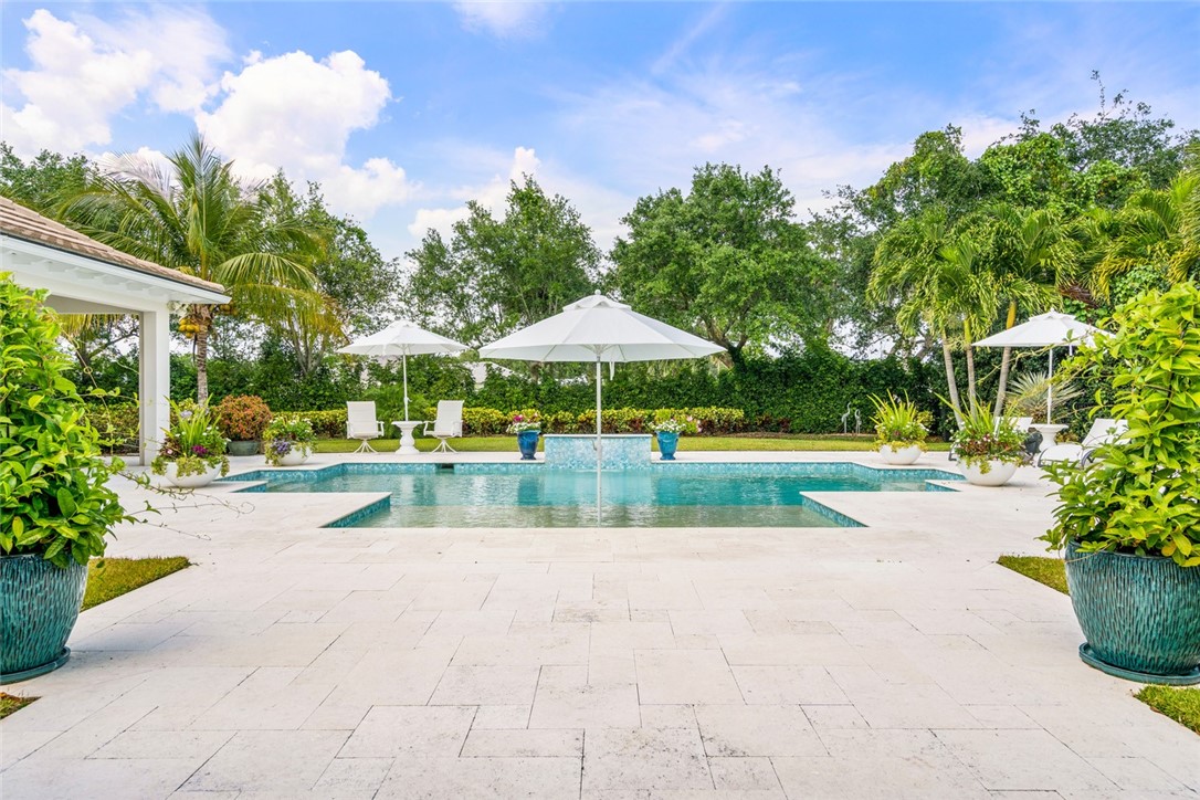 520 Palm Island Lane