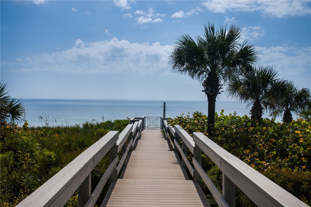 211 Coconut Creek Court