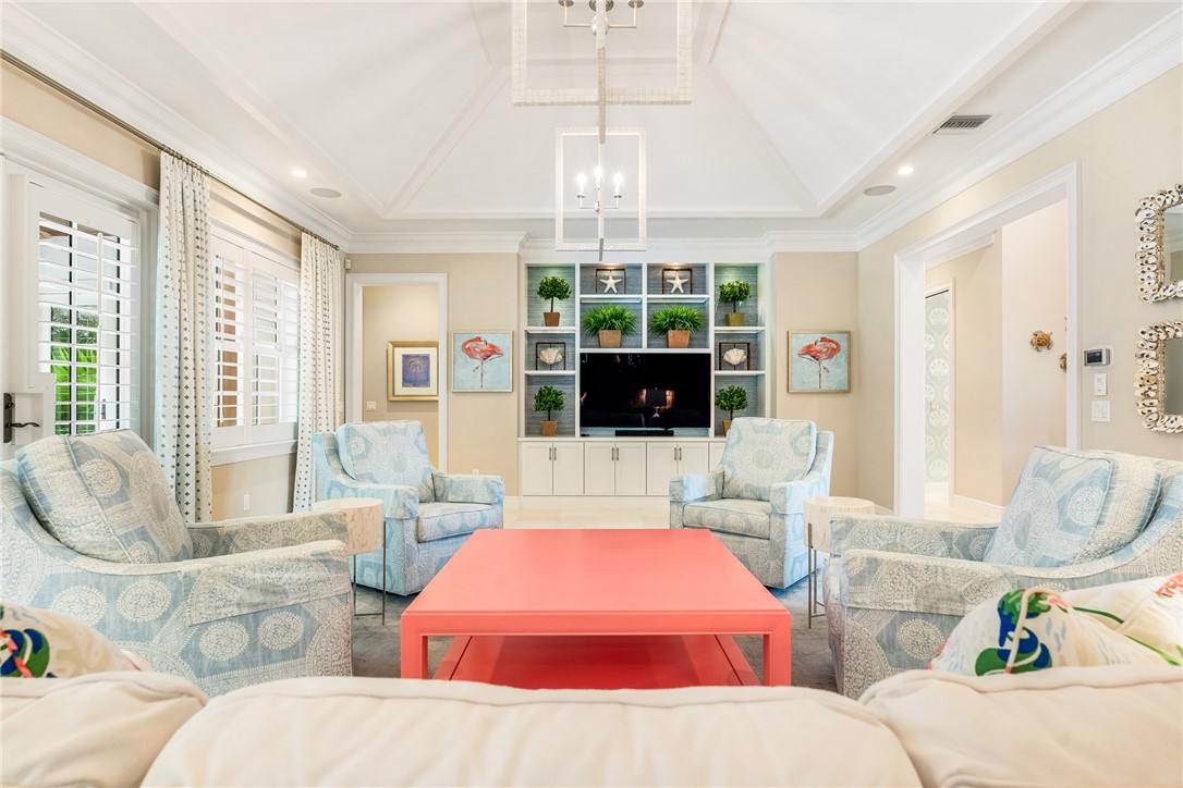 211 Coconut Creek Court