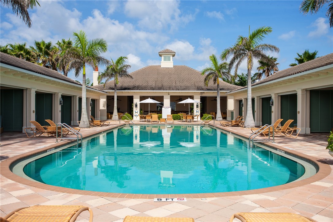 211 Coconut Creek Court