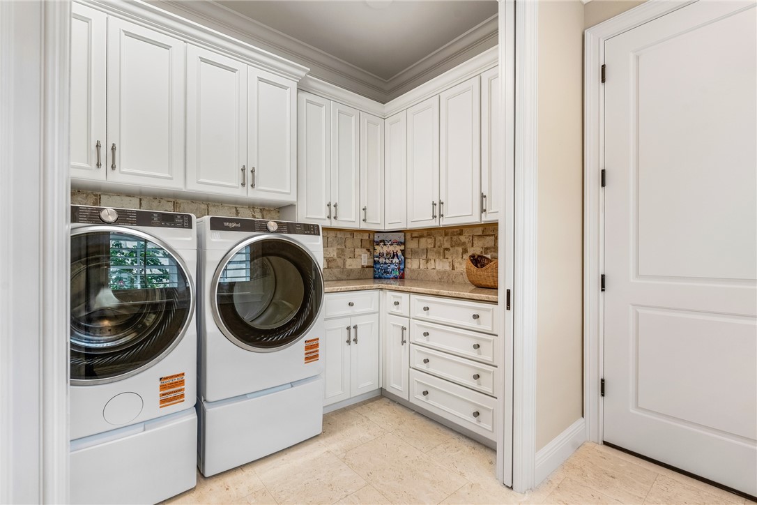 211 Coconut Creek Court