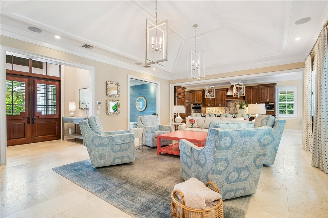211 Coconut Creek Court