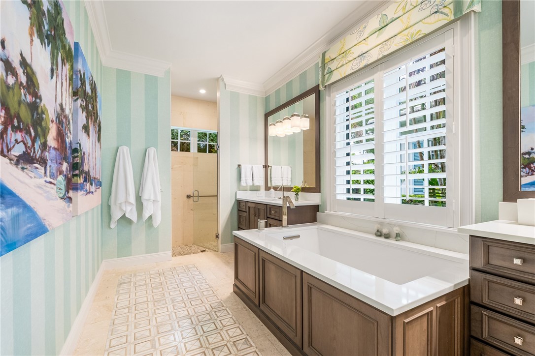 211 Coconut Creek Court