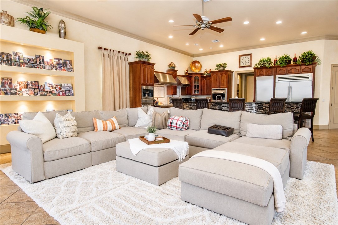 2804 Bent Pine Drive