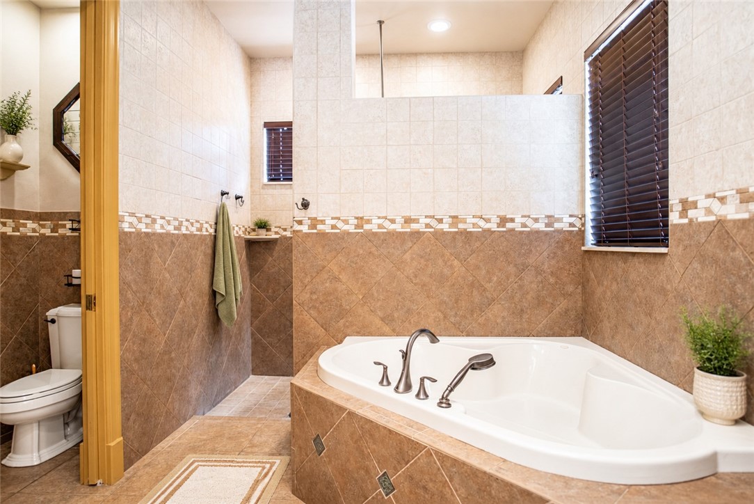 2804 Bent Pine Drive
