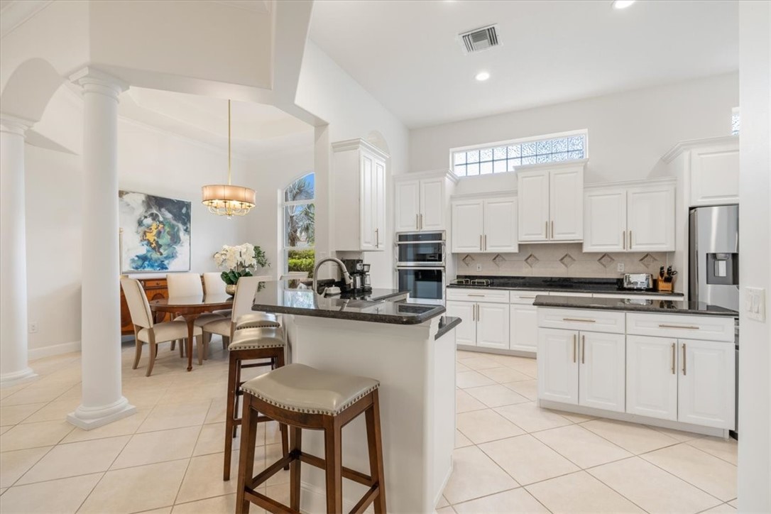 1453 W Island Club Square