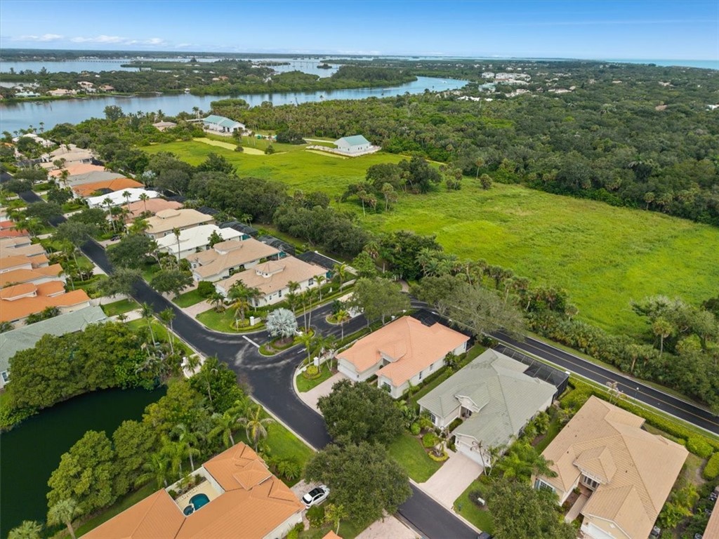 1453 W Island Club Square