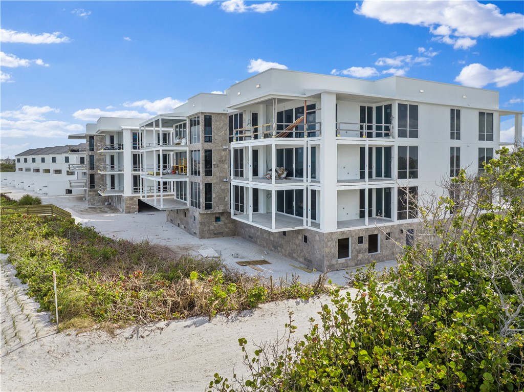 30 Indigo Vero Drive 301