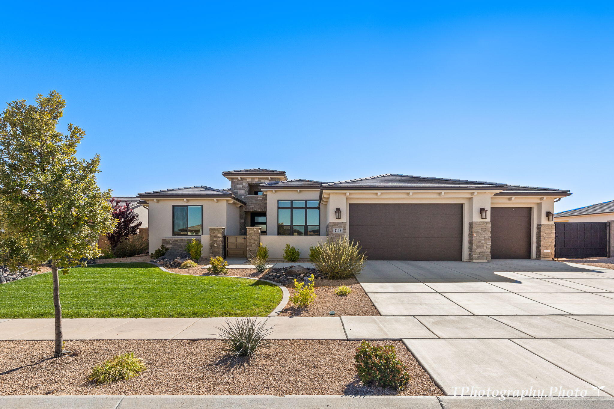 2148 E Cobblecreek DR