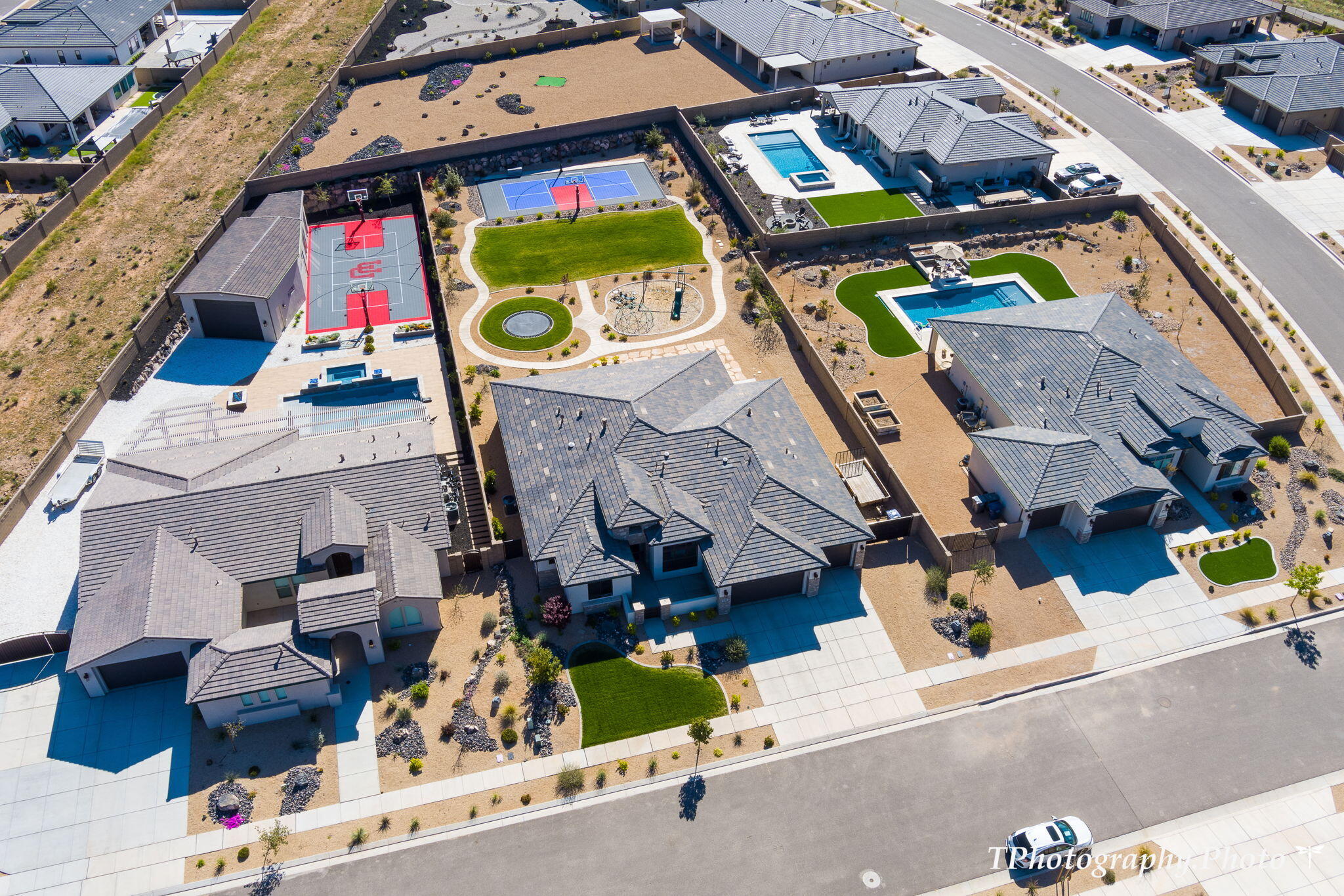 2148 E Cobblecreek DR